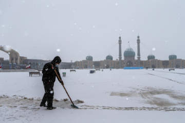 Iran : chutes de neige à Qom, située au sud-ouest de Téhéran