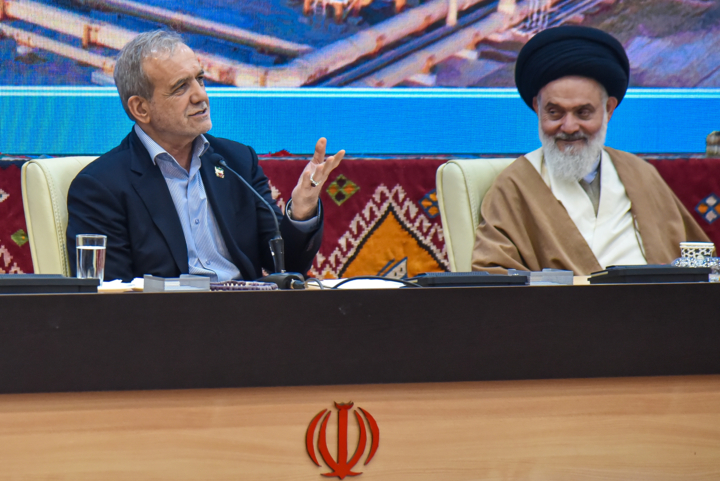 دومین روز سفر رئیس جمهور به استان بوشهر