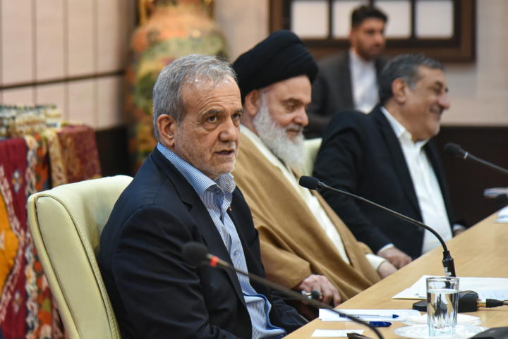 دومین روز سفر رئیس جمهور به استان بوشهر