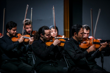 آخرین کنسرت ارکستر سمفونیک در سال ۱۴۰۳/ «کولی» محسن چاوشی منتشر شد