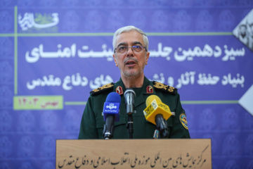 سرلشکرباقری: مردم در راهپیمایی ۲۲بهمن پاسخ محکمی به دشمنان دادند