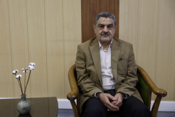 نظام بروکراتیک ایرنا را به چالش کشیدم (بخش ۱)
