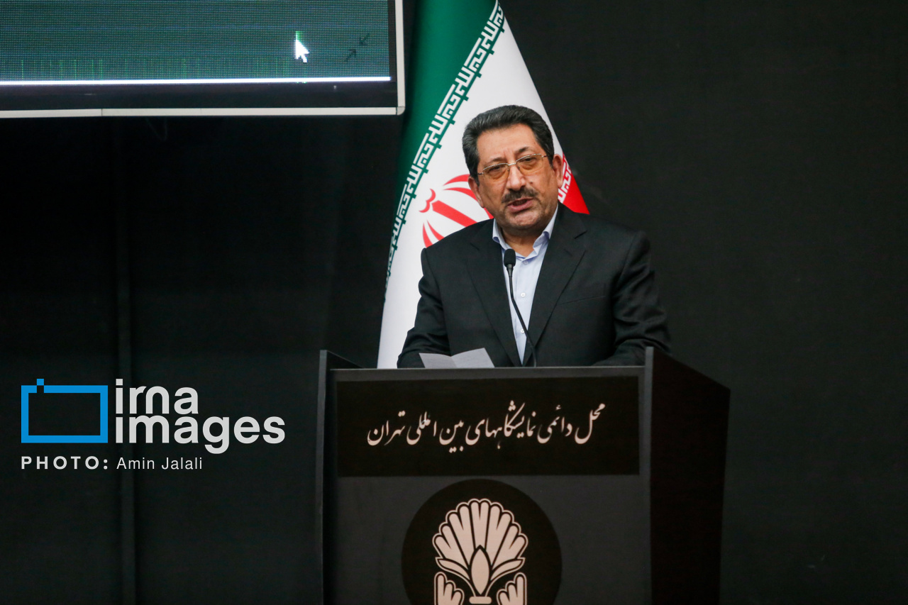 ضرورت افزایش تعداد رایزنان بازرگانی