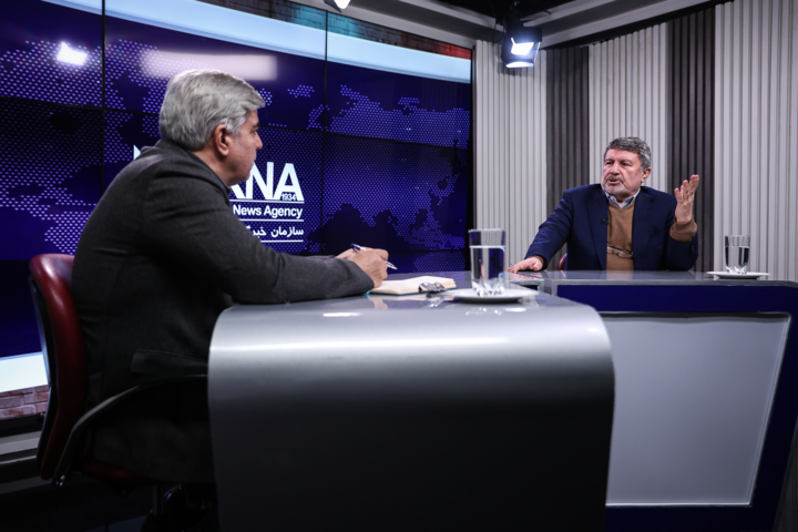 نیازمند اصلاحات اقتصادی و حل مسائل سیاست خارجی هستیم/ پزشکیان تابوی «شکاف جنسیتی» را شکست