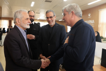 بازدید «سید کمال خرازی» از ایرنا