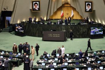 حضور ۱۰ وزیر در کمیسیون‌های تخصصی مجلس