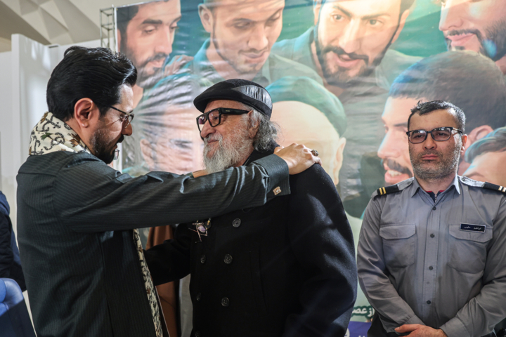 داریوش ارجمند: هنوز کسی نتوانسته در ایران فیلم قرآنی بسازد+ فیلم