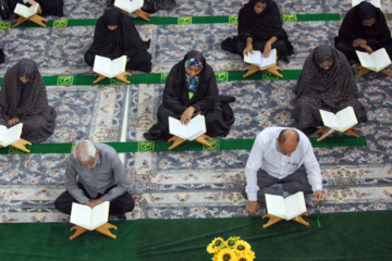 برگزاری روزانه ۸۰ برنامه جمع خوانی قرآن در اندیمشک