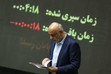 رئیس کمیسیون اجتماعی مجلس: عملکرد میدری در وزارت رفاه موفق بوده‌است