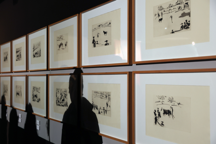 صف بستن مقابل موزه هنرهای معاصر؛ آرزویی که به گور نرفت