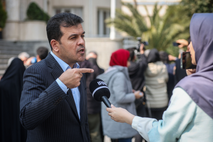 اعضای هیأت دولت در جمع خبرنگاران - ۲۲ اسفند ۱۴۰۳