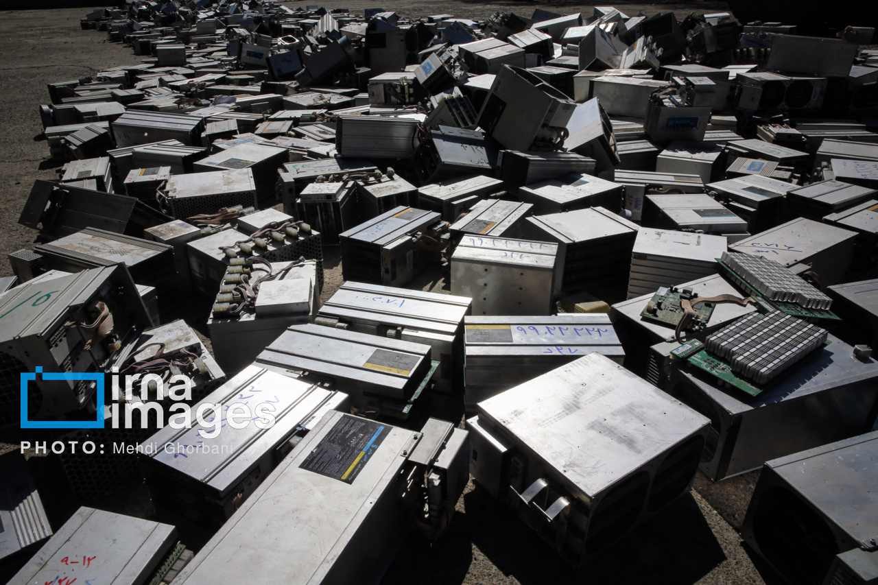 مزرعه بزرگ استخراج رمز ارز در گلوگاه کشف شد