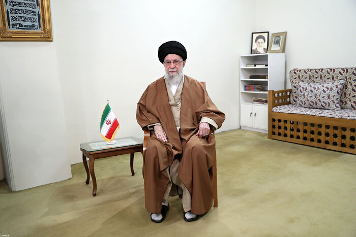 پیام نوروزی رهبر انقلاب اسلامی به مناسبت آغاز سال ۱۴۰۴