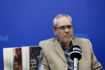وظیفه ما در قبال کودک و نوجوان امروز، مراقبت از زبان فارسی است+ فیلم
