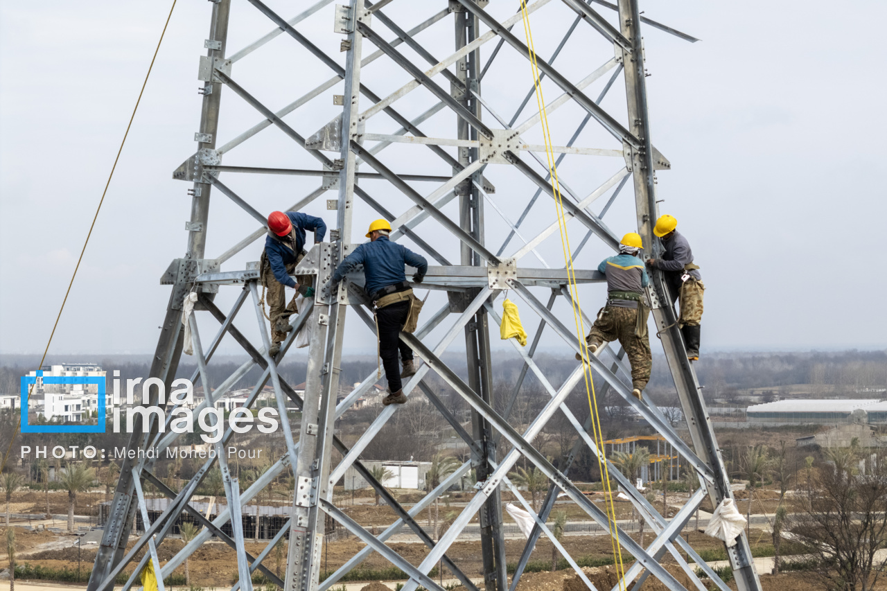 استاندار: ۹ هزار میلیارد تومان برای خط انتقال برق ۴۰۰ کیلوولت مازندران-قزوین تامین شد