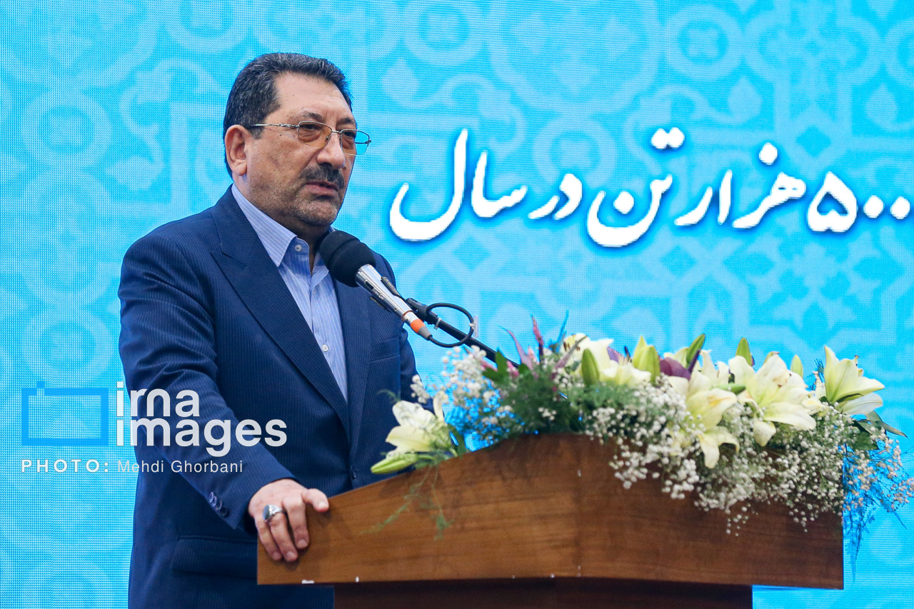 وزیر صنعت: توسعه معدن باید در اولویت کشور قرار گیرد