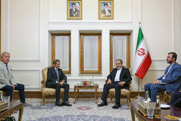 رسالت گروسی در تثبیت دیپلماسی/ چرا سفر مدیرکل مهم است