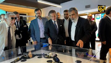 گروسی: تحت تاثیر دستاوردهای صلح آمیز هسته ای ایران قرار گرفتم