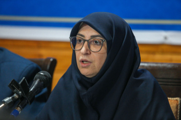 رئیس سازمان محیط زیست از نمایشگاه بین‌المللی نفت دیدن کرد