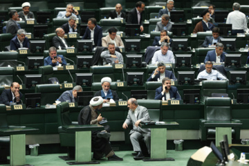 موافقت مجلس با دو فوریت طرح اصلاح یکی از مواد قانون برنامه هفتم