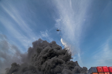 Explosión en el puerto Shahid Rayaei