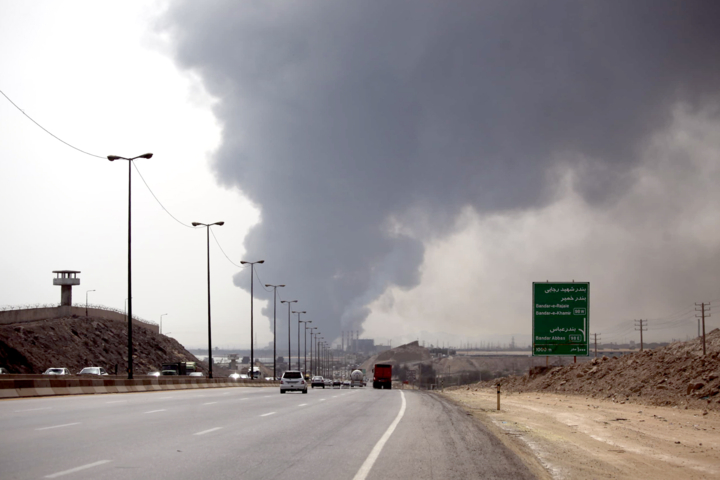 انفجار در بندر شهید رجایی/ مدیرعامل سازمان آتشنشانی و خدمات ایمنی شهرداری تهران به بندر عباس اعزام شد