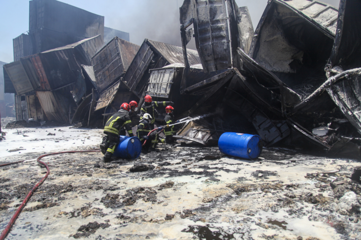 کانتینرهای بدون بیمه و پروندههای ناقص، علت تاخیر در پرداخت خسارت بندر رجایی