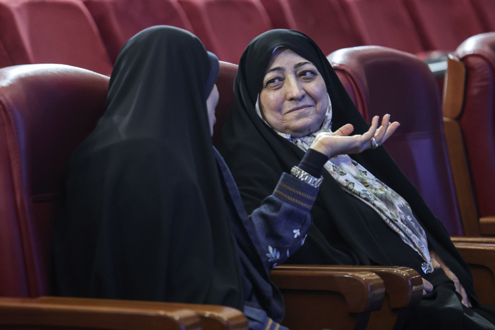 مراسم تجلیل از زنان کارگر