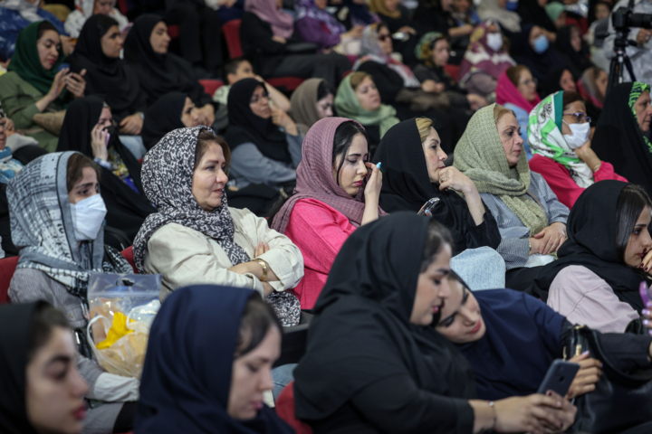 مراسم تجلیل از زنان کارگر