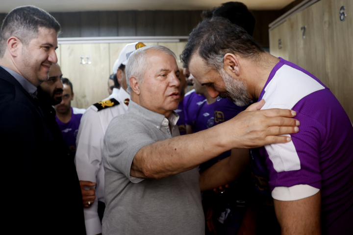 دیدار « ستارگان دهه ۶۰» و «پلیس راهور»