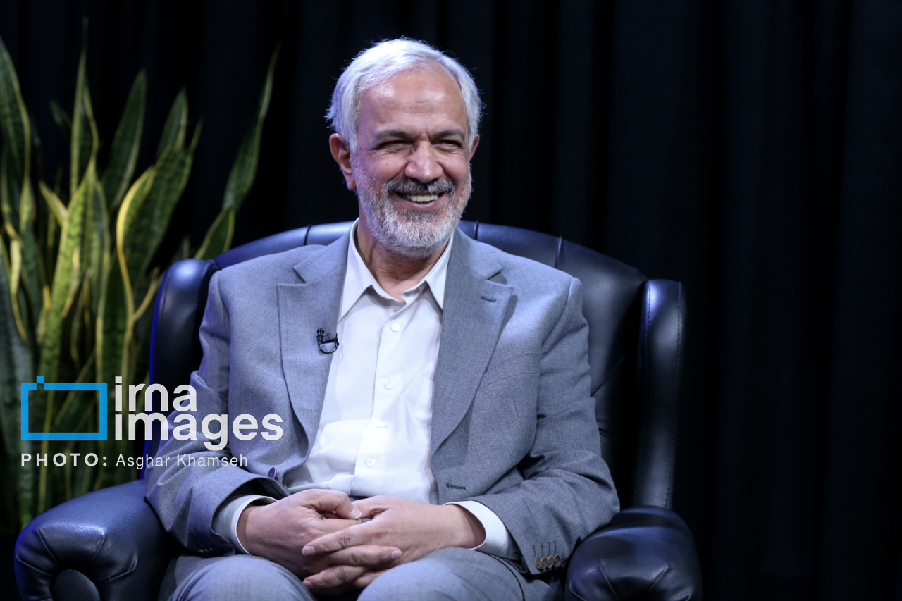 احمد مسجدجامعی: سندی که اثبات می‌کند خارک ۲۴۰۰ سال پیش برای ایرانیان بود +فیلم