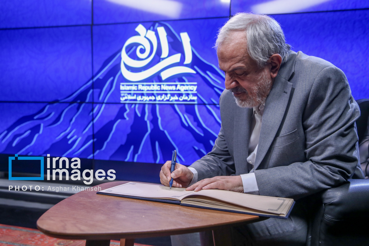 مسجدجامعی: جنگ تحمیلی سوم باعث شد به ریشه‌هایمان برگردیم