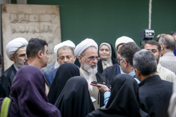نشست خبری همایش بین المللی یکصدمین سالگشت بازتاسیس حوزه علمیه قم