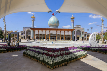 ۱۵ اردیبهشت؛ «روز شیراز»