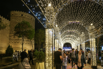 5 may; "Şiraz günü"

