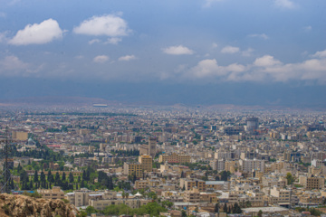 5 may; "Şiraz günü"
