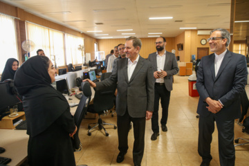 حضور جهانگیری در ایرنا