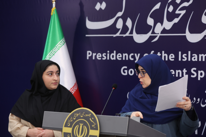 نشست خبری سخنگوی دولت در بیمارستان سینا