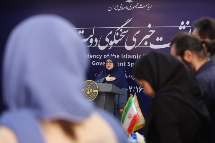 نشست خبری سخنگوی دولت در بیمارستان سینا