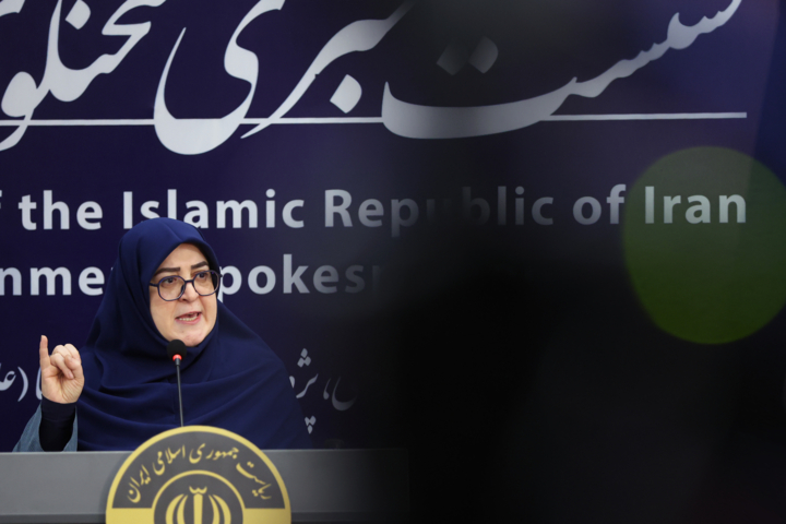 نشست خبری سخنگوی دولت در بیمارستان سینا