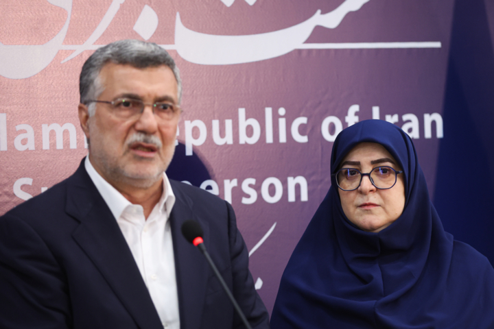 نشست خبری سخنگوی دولت در بیمارستان سینا