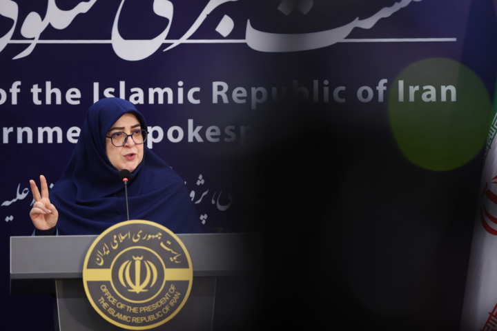 نشست خبری سخنگوی دولت در بیمارستان سینا