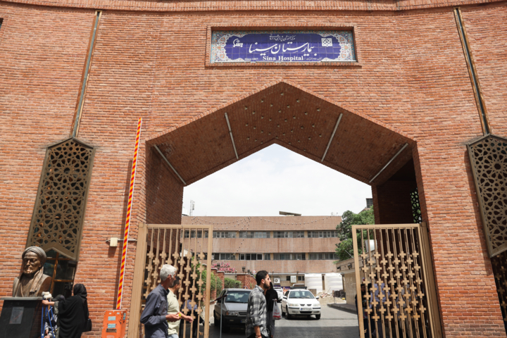 نشست خبری سخنگوی دولت در بیمارستان سینا