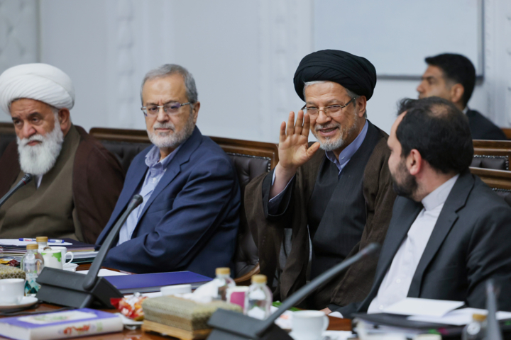 جلسه شورای عالی انقلاب فرهنگی