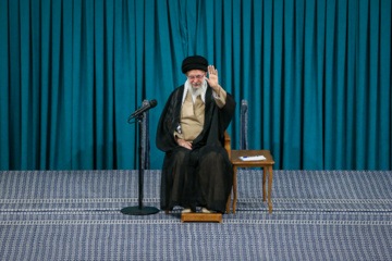 دیدار کارگران با رهبر انقلاب