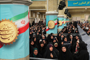 دیدار کارگران با رهبر انقلاب
