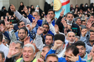 دیدار کارگران با رهبر انقلاب