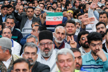 دیدار کارگران با رهبر انقلاب