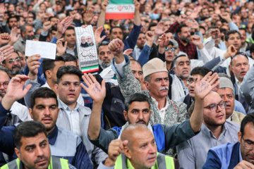 دیدار کارگران با رهبر انقلاب