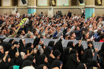 دیدار کارگران با رهبر انقلاب
